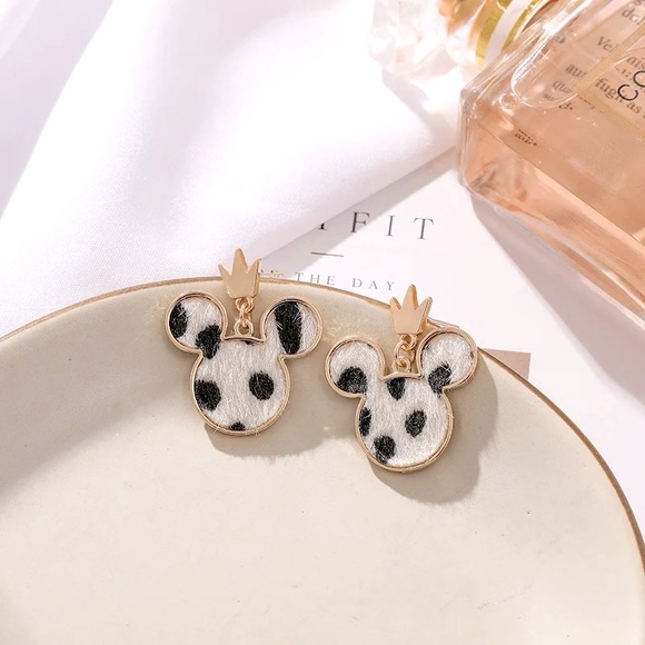 Disney Cow Print/Leopard Mickey Mouse Minnie Cartoon 925 Sterling Stud Earring - Picture 2 of 7